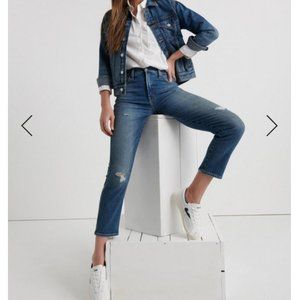Lucky Brand Distressed Denim Crop Jean Size: 14